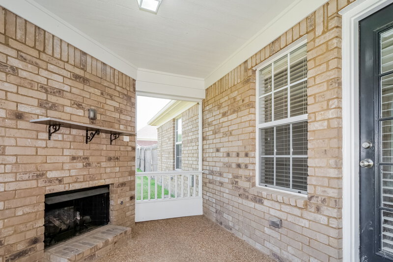 1,995/Mo, 2401 Forest Hill Irene Rd N Cordova, TN 38016 Family Room View