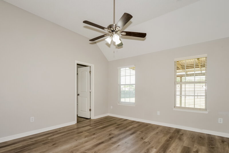 1,995/Mo, 2401 Forest Hill Irene Rd N Cordova, TN 38016 Main Bedroom View