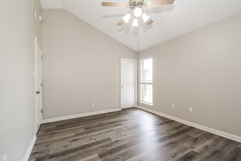 1,970/Mo, 8181 Martin Dr Southaven, MS 38671 Main Bedroom View 2