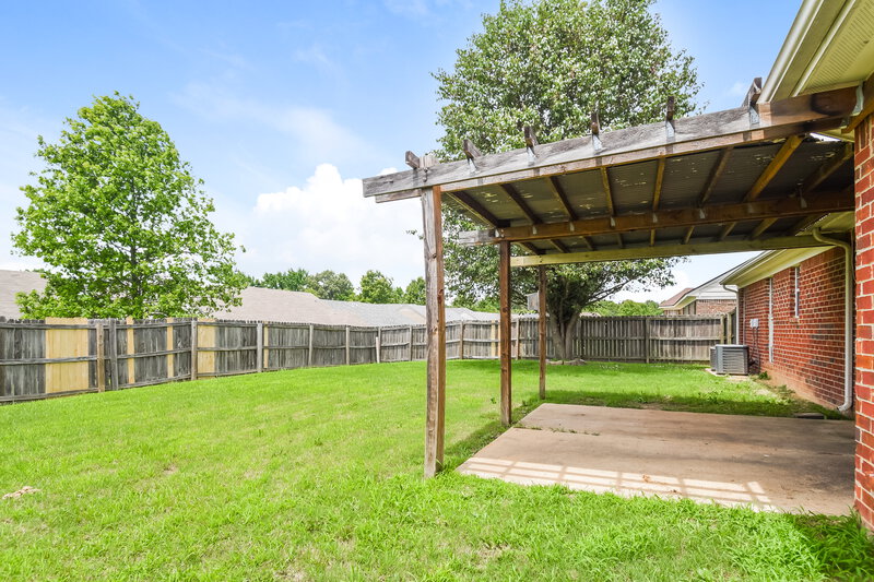 1,970/Mo, 8181 Martin Dr Southaven, MS 38671 Rear View
