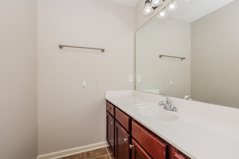 3,120/Mo, 5823 Stonewall Dr Olive Branch, MS 38654 Bathroom View