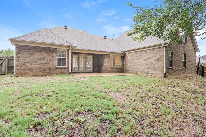 3,120/Mo, 5823 Stonewall Dr Olive Branch, MS 38654 Rear View