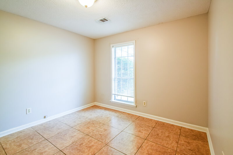2,200/Mo, 2086 Heather Rdg Southaven, MS 38672 Bedroom View 2
