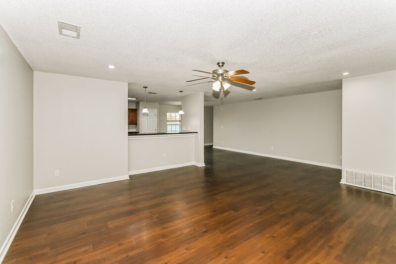 2,095/Mo, 4135 Chelsea Wood Cv Olive Branch, MS 38654 Living Room View