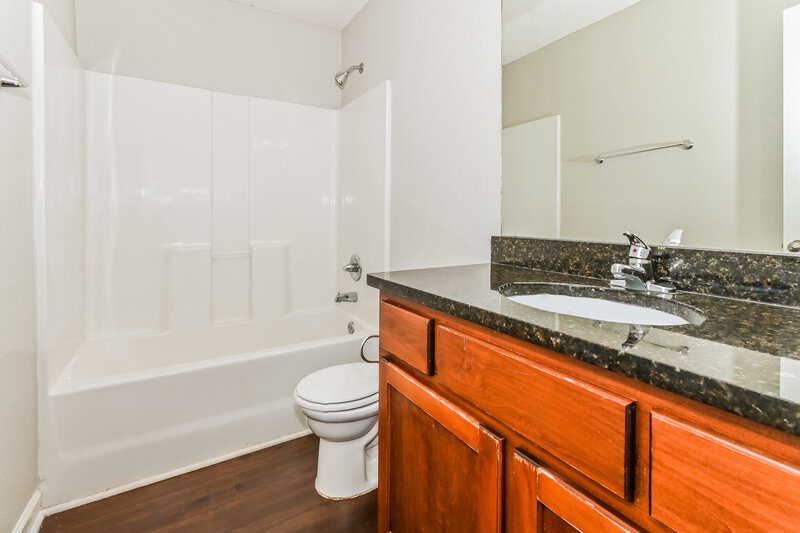 2,095/Mo, 4135 Chelsea Wood Cv Olive Branch, MS 38654 Bathroom View