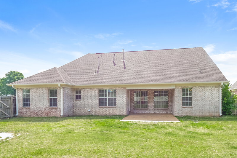 2,170/Mo, 7838 Alexanders Crossing Dr Olive Branch, MS 38654 Rear View 3