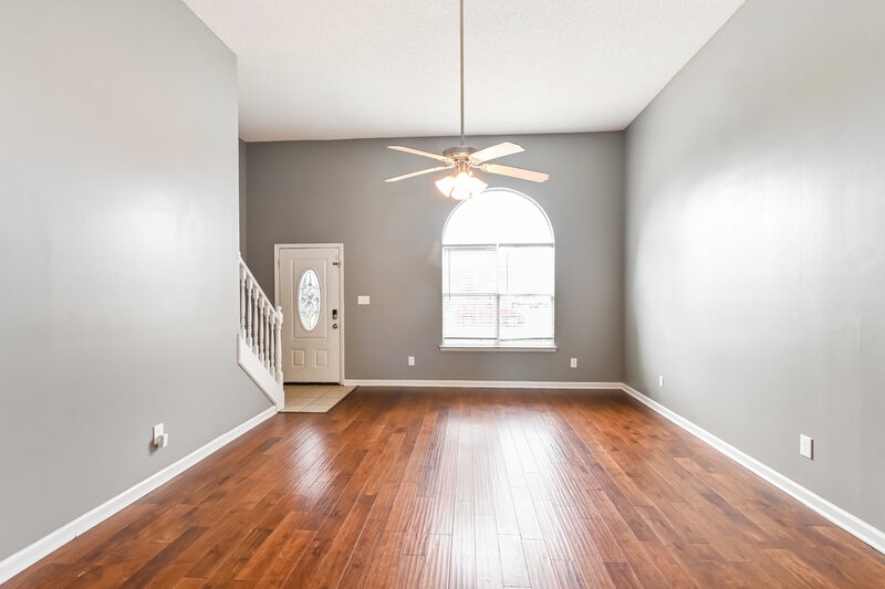 1,865/Mo, 9956 Vista Ridge Dr Olive Branch, MS 38654 Living Room View