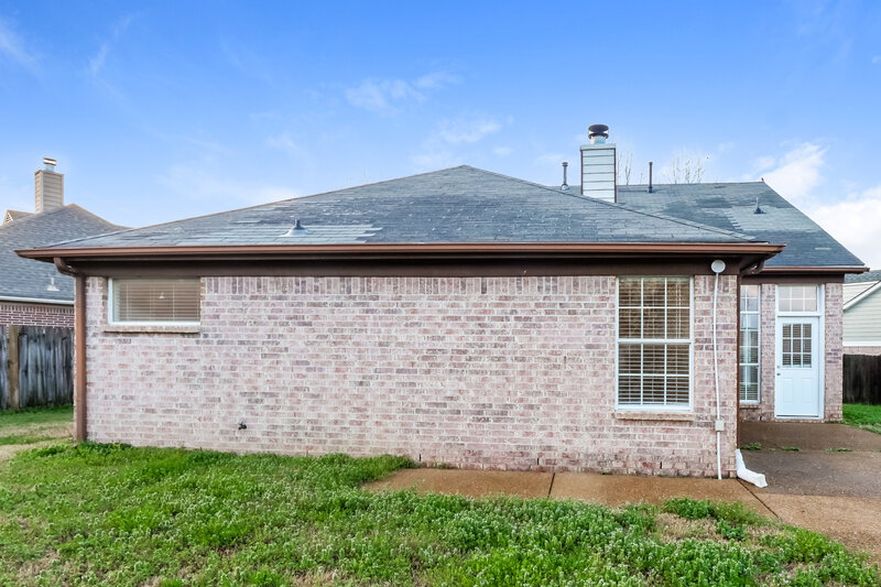 1,995/Mo, 9775 Misty Bay Cv Arlington, TN 38002 Rear View 2