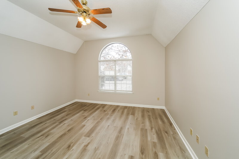 2,470/Mo, 8243 Cross Point Dr Olive Branch, MS 38654 Main Bedroom View 2