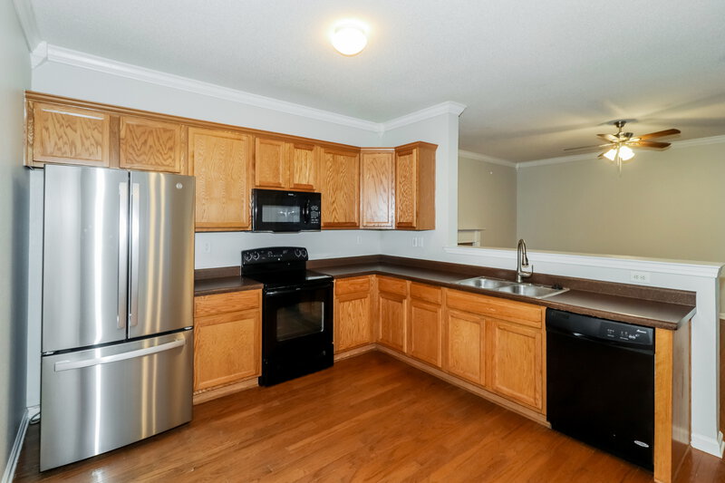1,655/Mo, 9885 White Poplar Dr Olive Branch, MS 38654 Kitchen View 2