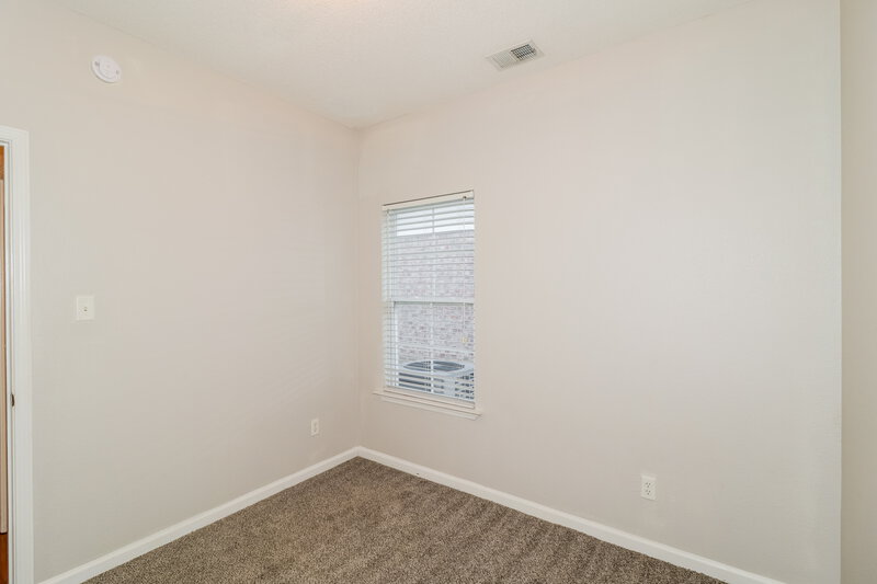1,655/Mo, 9885 White Poplar Dr Olive Branch, MS 38654 Main Bedroom View