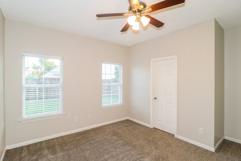 1,655/Mo, 9885 White Poplar Dr Olive Branch, MS 38654 Bedroom View
