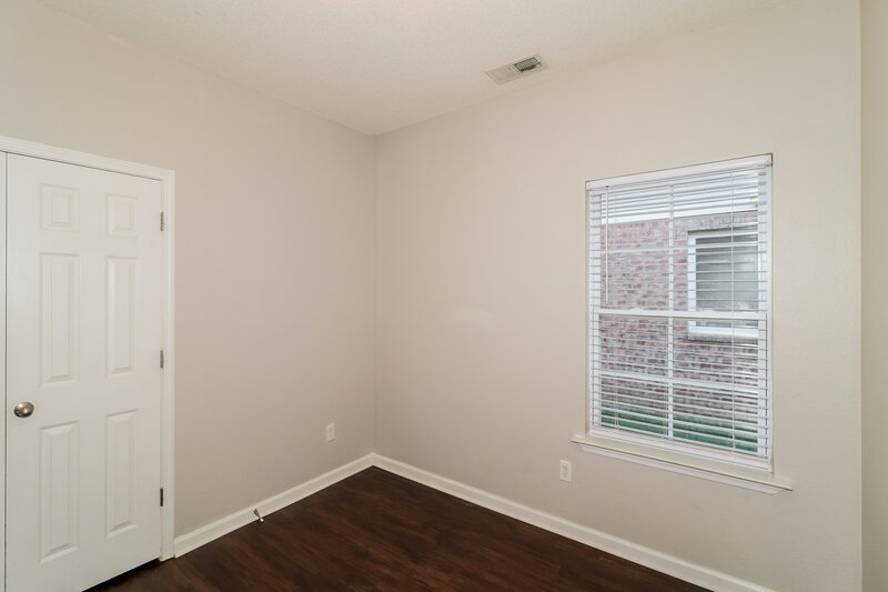 1,655/Mo, 9885 White Poplar Dr Olive Branch, MS 38654 Bedroom View 3