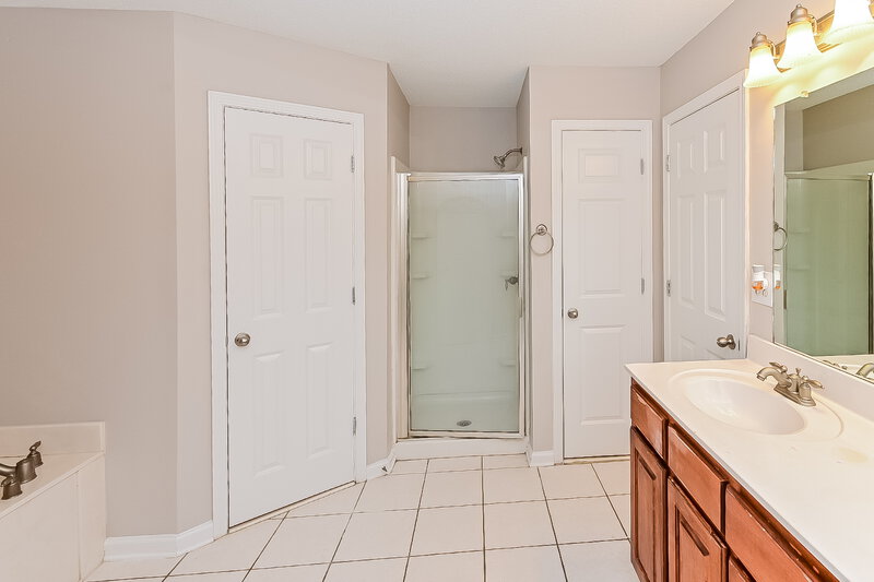 1,780/Mo, 8072 Delta Lakes Blvd Walls, MS 38680 Main Bathroom View 2