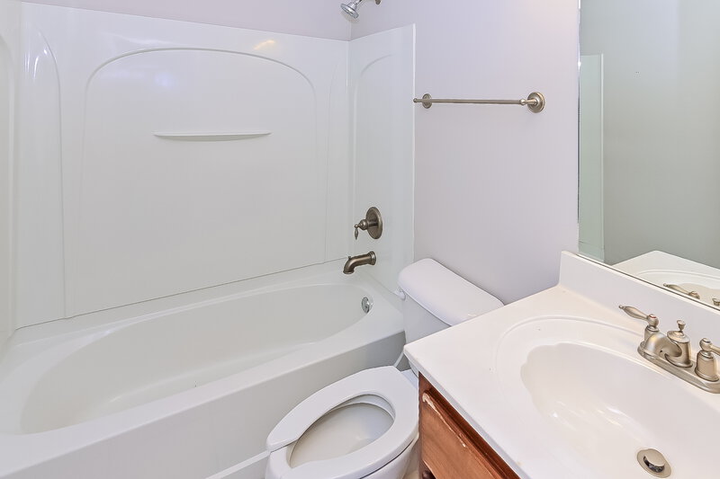 1,780/Mo, 8072 Delta Lakes Blvd Walls, MS 38680 Bathroom View