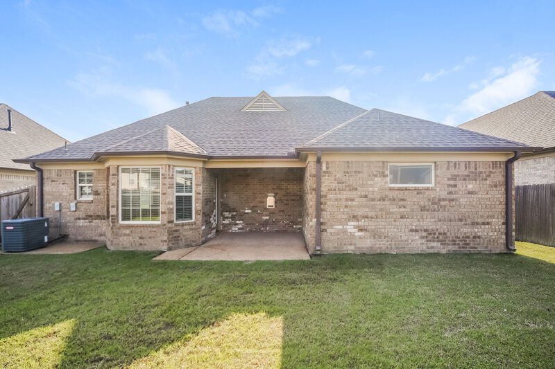 2,195/Mo, 7898 Ironwood Dr Southaven, MS 38671 Rear View