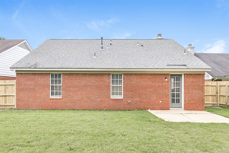 1,840/Mo, 3030 Caitlynn Cir N Horn Lake, MS 38637 Rear View