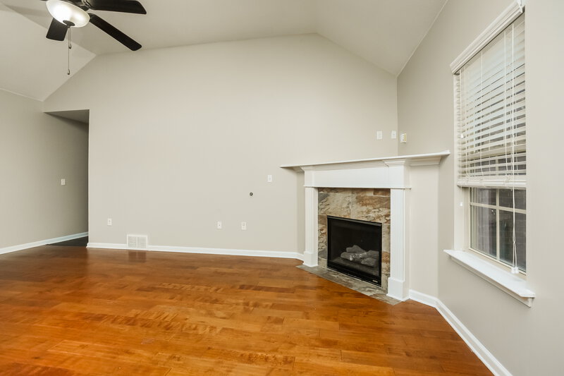 1,970/Mo, 3468 Avis Ln Southaven, MS 38672 Living Room View 2