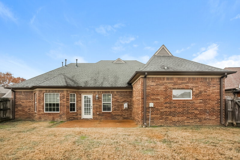 1,970/Mo, 3468 Avis Ln Southaven, MS 38672 Rear View