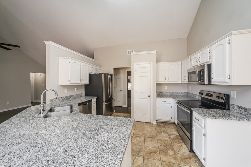1,645/Mo, 6888 Ranch Ridge Cove W Walls, MS 38680 Kitchen View 2