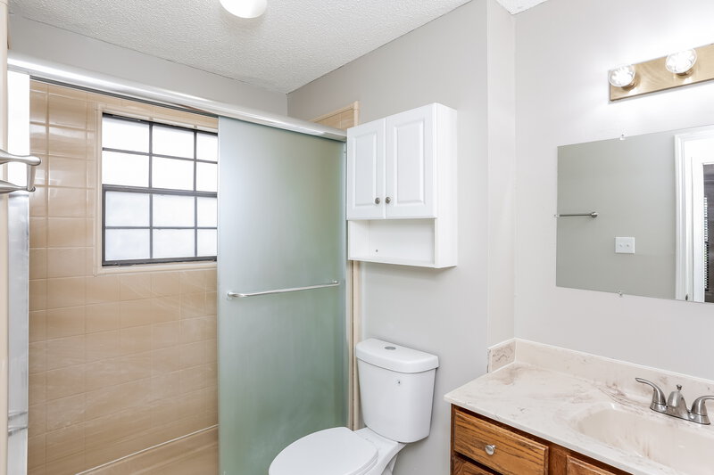 1,780/Mo, 781 Needle Cv Southaven, MS 38671 Bathroom View