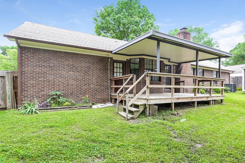 1,780/Mo, 781 Needle Cv Southaven, MS 38671 Rear View