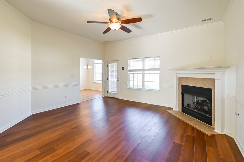 1,765/Mo, 7499 Essayons Dr Southaven, MS 38672 Living Room View 2