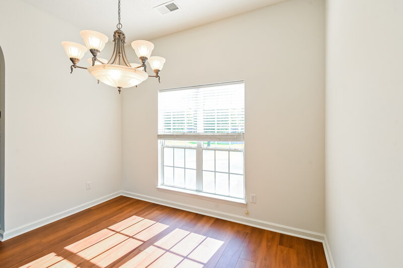 1,765/Mo, 7499 Essayons Dr Southaven, MS 38672 Dining Room View 2