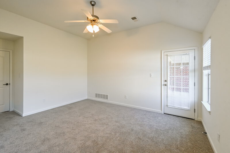 1,765/Mo, 7499 Essayons Dr Southaven, MS 38672 Main Bedroom View 2