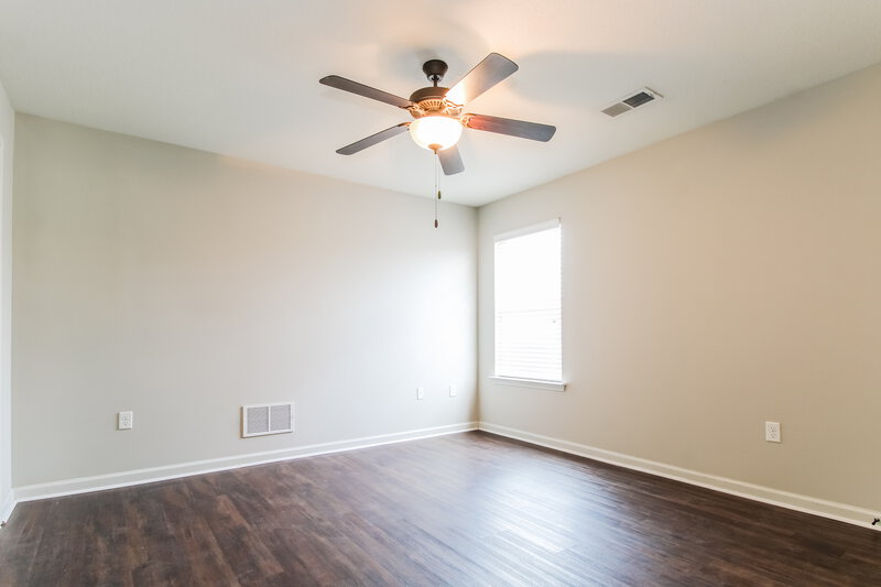 2,470/Mo, 7459 Aylesbury Ln Olive Branch, MS 38654 Bedroom View