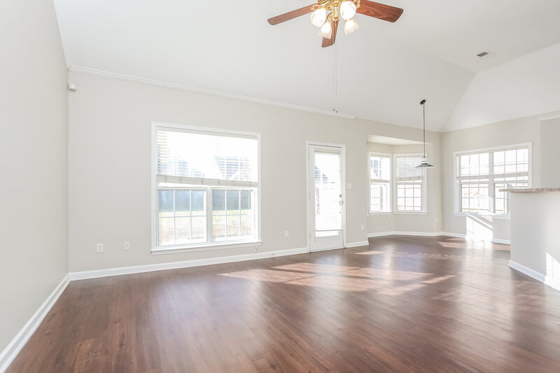 1,875/Mo, 8249 White Wing Ln Arlington, TN 38002 Living Room View