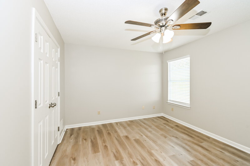 1,610/Mo, 1214 Thames Dr Southaven, MS 38671 Main Bedroom View