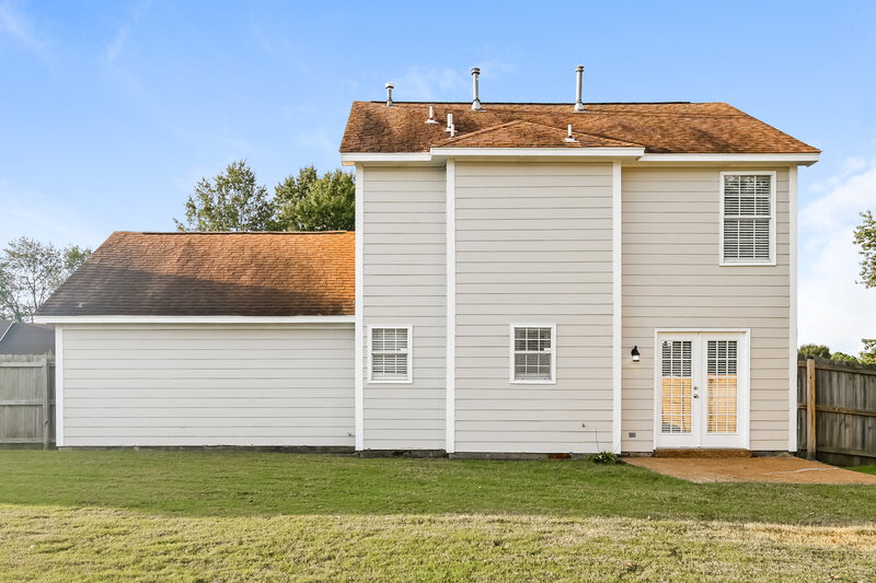 1,610/Mo, 1214 Thames Dr Southaven, MS 38671 Rear View
