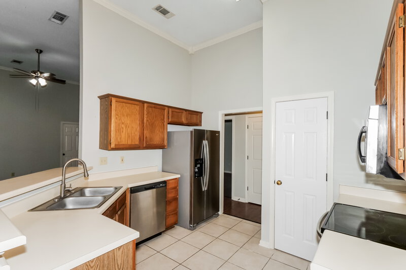 1,880/Mo, 6688 Millgrove Park Dr Bartlett, TN 38135 Kitchen View