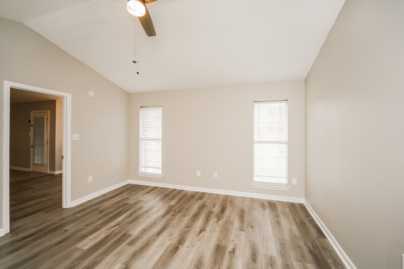2,570/Mo, 8202 Martin Dr Southaven, MS 38671 Main Bedroom View