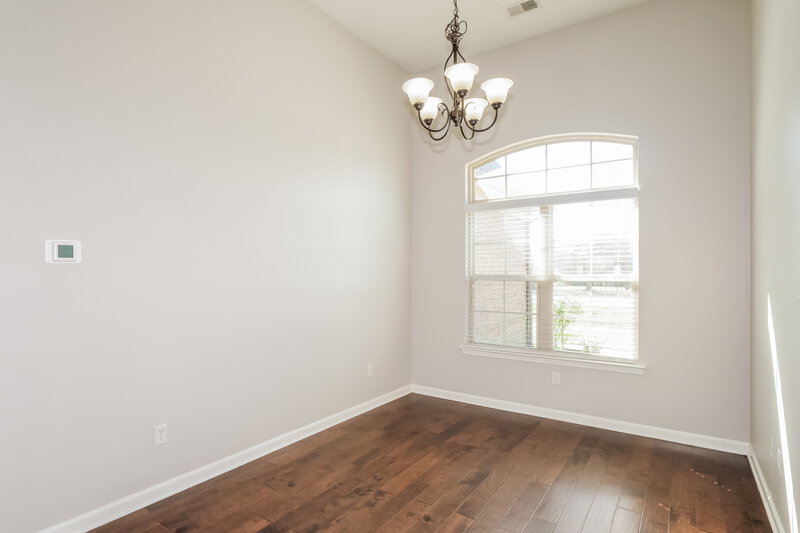 2,565/Mo, 8078 Baron Dr Olive Branch, MS 38654 Dining Room View