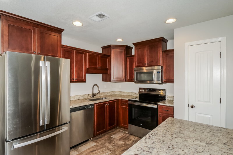 2,565/Mo, 8078 Baron Dr Olive Branch, MS 38654 Kitchen View