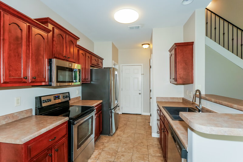 2,195/Mo, 445 Green Willow Cv Oakland, TN 38060 Kitchen View
