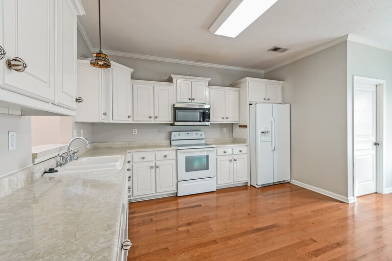 2,245/Mo, 4871 Stone Park Blvd Olive Branch, MS 38654 Kitchen View 3