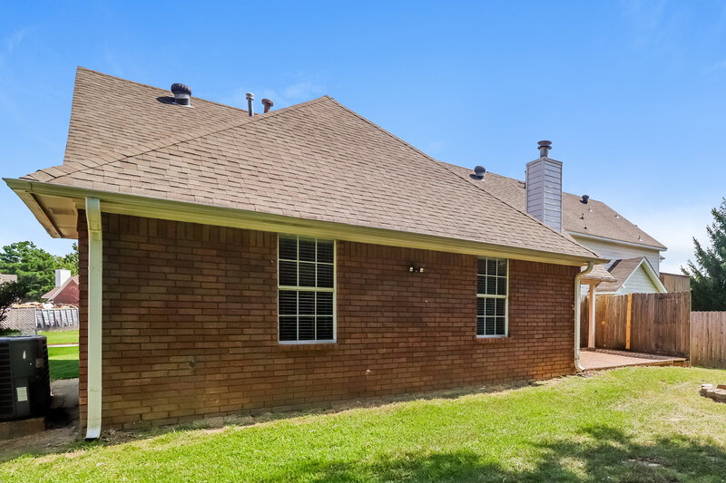 1,875/Mo, 9441 Club Walk Ct Lakeland, TN 38002 Rear View 2