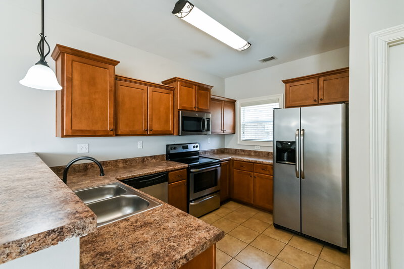 1,790/Mo, 3024 Magnolia Dr Hernando, MS 38632 Kitchen View