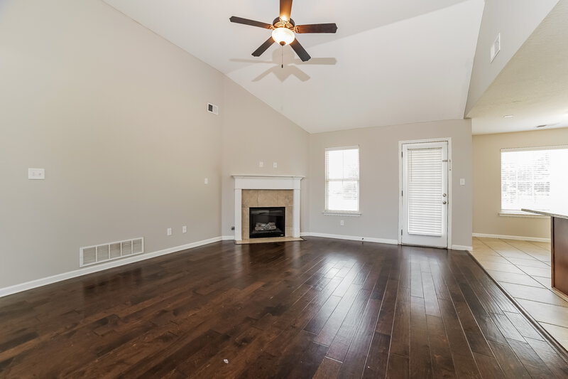 2,620/Mo, 4721 Shinault Ln Olive Branch, MS 38654 Living Room View