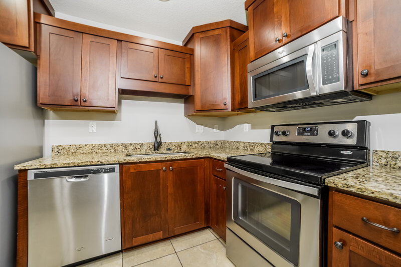 2,620/Mo, 4721 Shinault Ln Olive Branch, MS 38654 Kitchen View 2