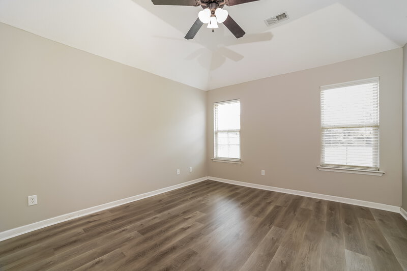 2,620/Mo, 4721 Shinault Ln Olive Branch, MS 38654 Main Bedroom View