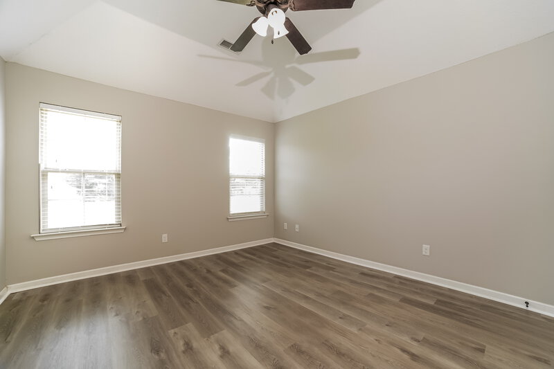 2,620/Mo, 4721 Shinault Ln Olive Branch, MS 38654 Main Bedroom View 2