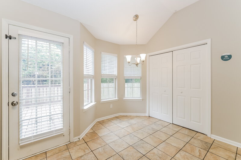 1,810/Mo, 7860 Idlebrook Cv Southaven, MS 38671 Dining Room View
