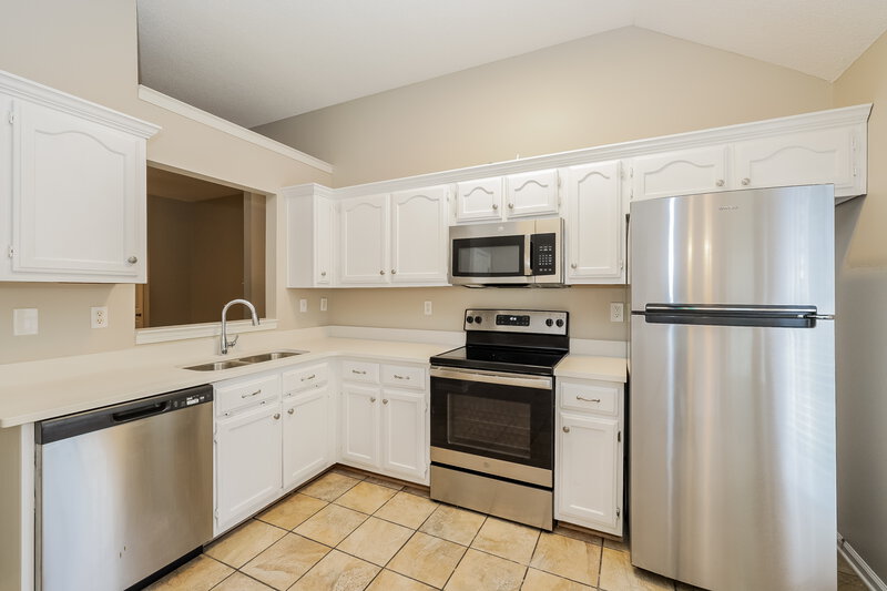 1,810/Mo, 7860 Idlebrook Cv Southaven, MS 38671 Kitchen View