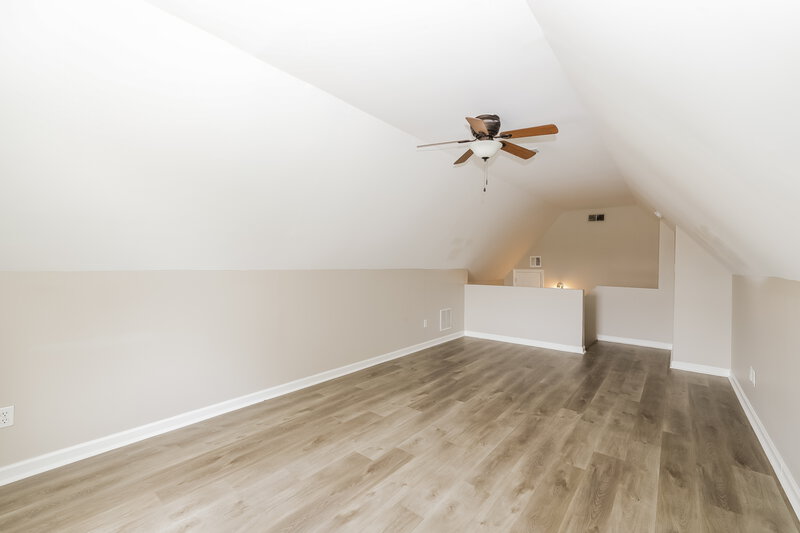 1,810/Mo, 7860 Idlebrook Cv Southaven, MS 38671 Loft View