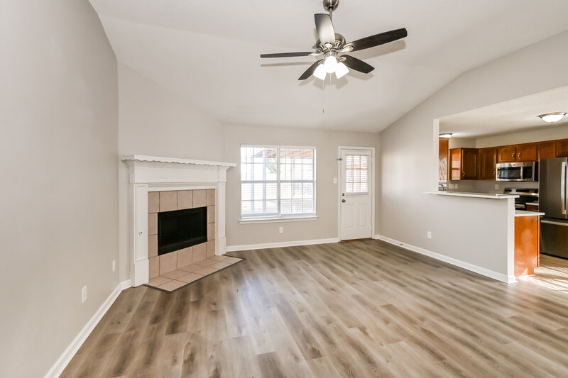1,795/Mo, 190 Pine Ridge Ln Oakland, TN 38060 Living Room View 2