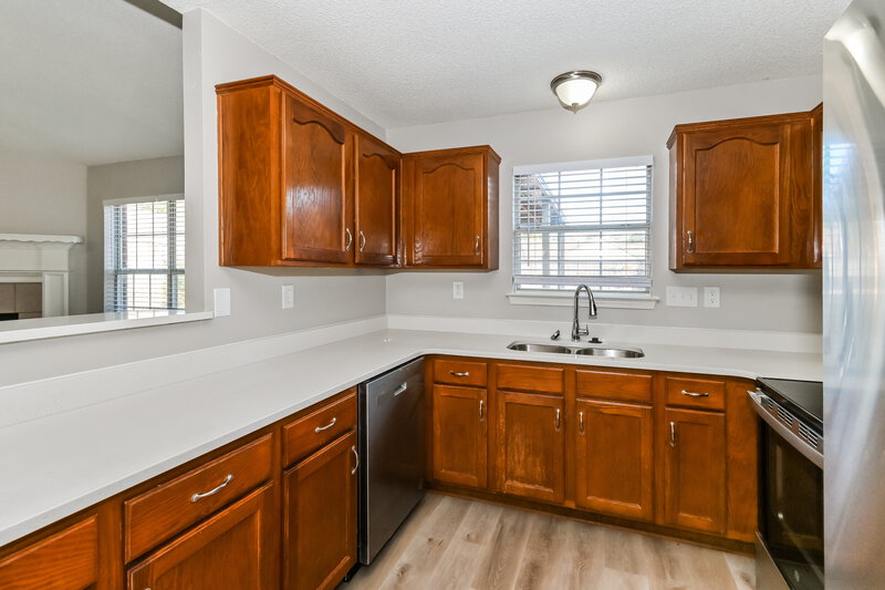 1,795/Mo, 190 Pine Ridge Ln Oakland, TN 38060 Kitchen View 2